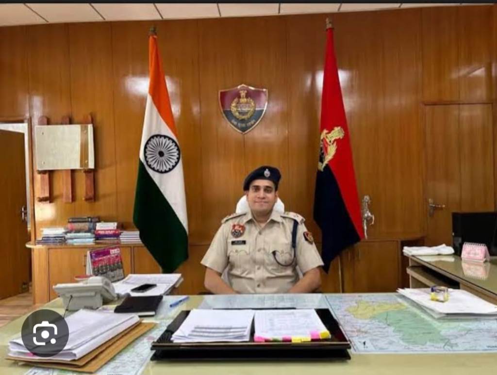 डिजिटल खतरों से बचाव के लिए मजबूत पासवर्ड और एंटीवायरस का प्रयोग जरूरी  एसपी अमित यशवर्धन
